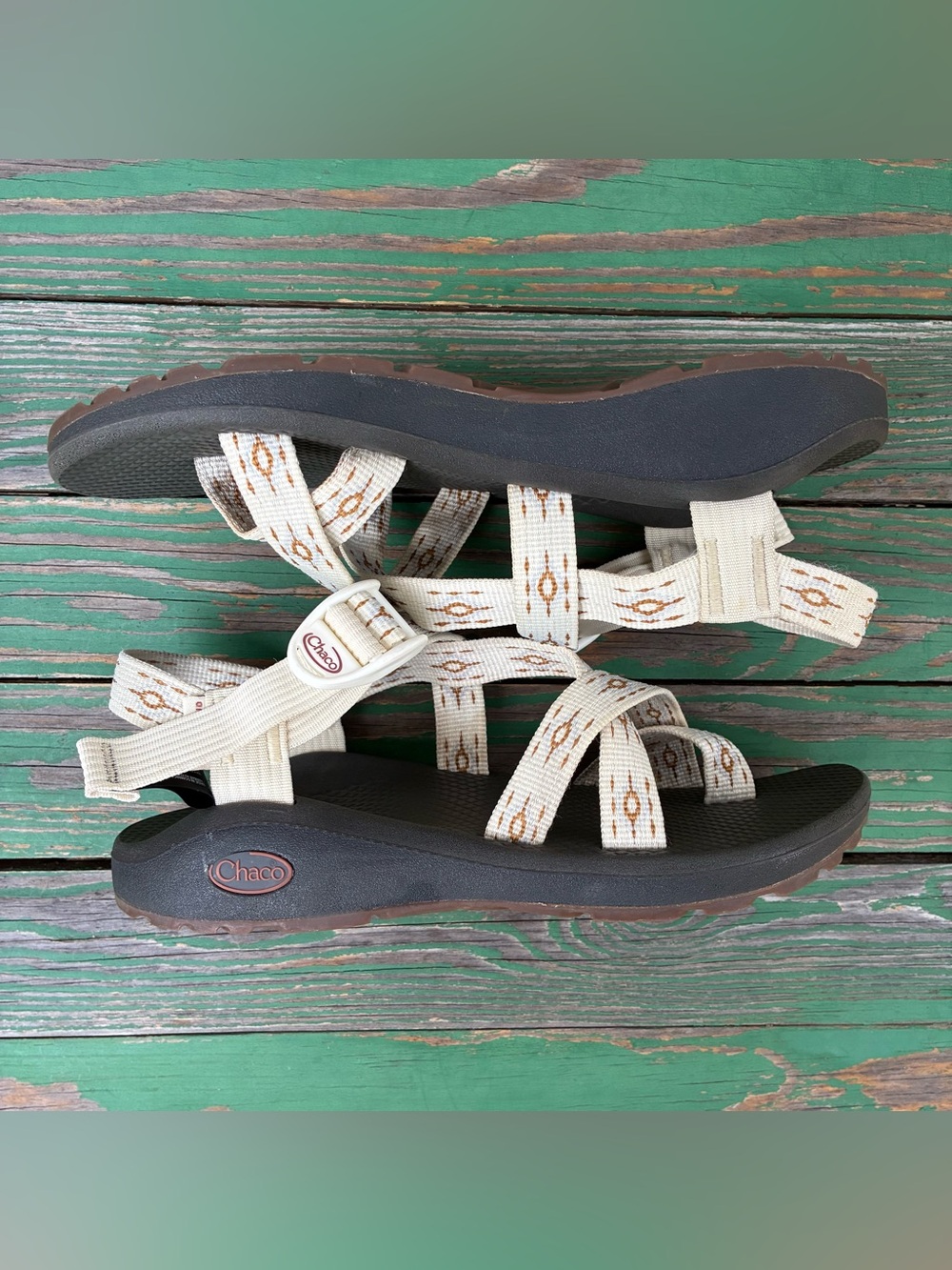 Chaco Z/2 Cloud Womens Sandals Oculi Sand Sz 8 Strappy Hiking Shoes
